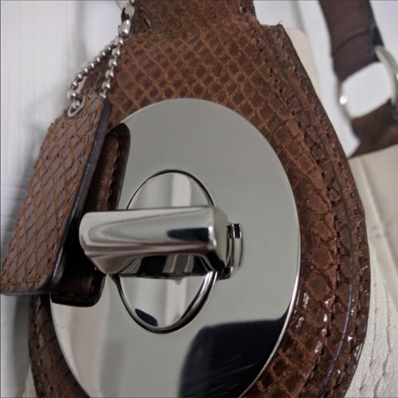 Coach hobo bag SALE - Picture 7 of 8